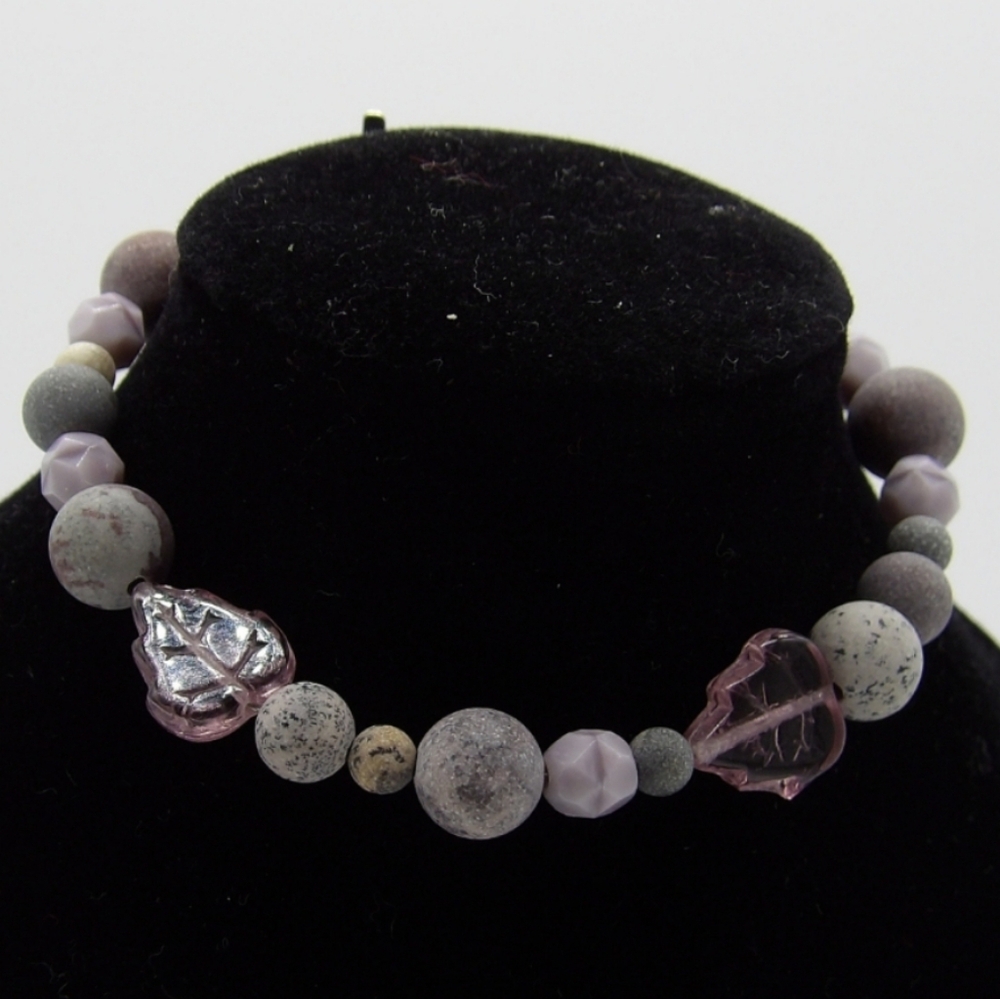 🆕️ Leaves & Stone Bracelet A1